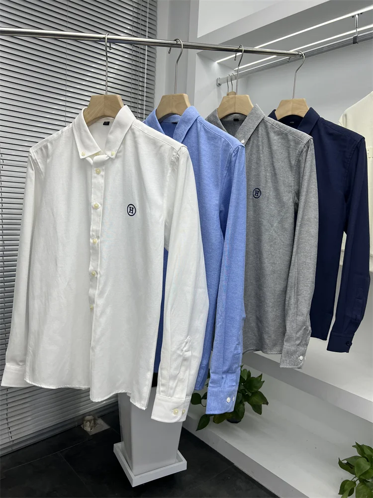 Мужская повседневная рубашка с вышивкой и отложным воротником для делового стиля и городской жизни, на все сезоны
Мужская повседневная рубашка с вышивкой и отложным воротником для делового стиля и городской жизни, на все сезоны