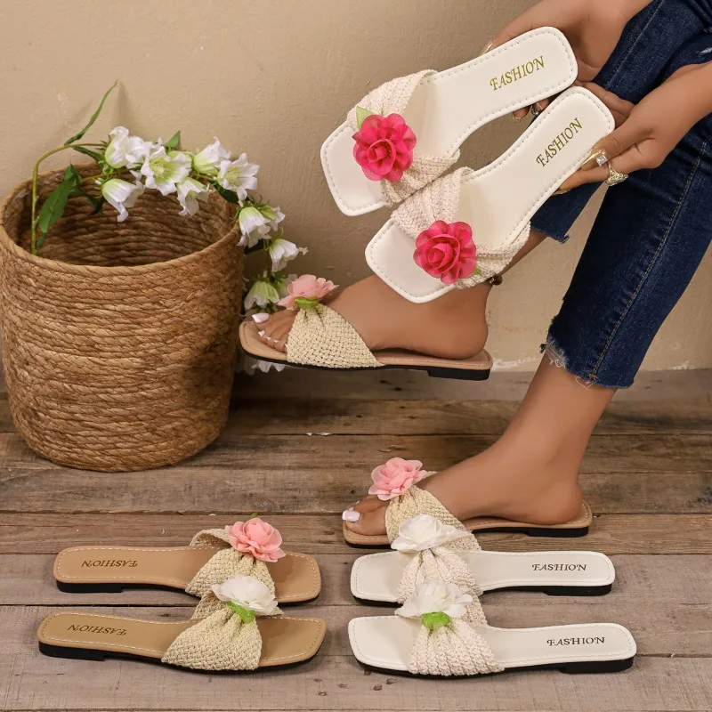 Women Casual Solid Color Woven Design Flat Slippers 2026 Summer New Fashion Flower Decor Female Shoes Outdoor Casual Sandals
Women Casual Solid Color Woven Design Flat Slippers 2026 Summer New Fashion Flower Decor Female Shoes Outdoor Casual Sandals