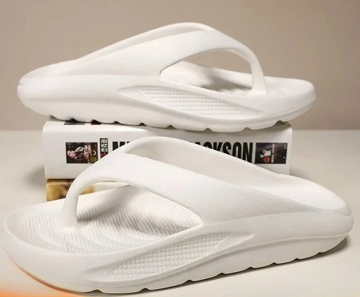 Soft Thick Sole Flip Flops for Men Anti Slip Comfortable Lightweight Classic Style
Soft Thick Sole Flip Flops for Men Anti Slip Comfortable Lightweight Classic Style