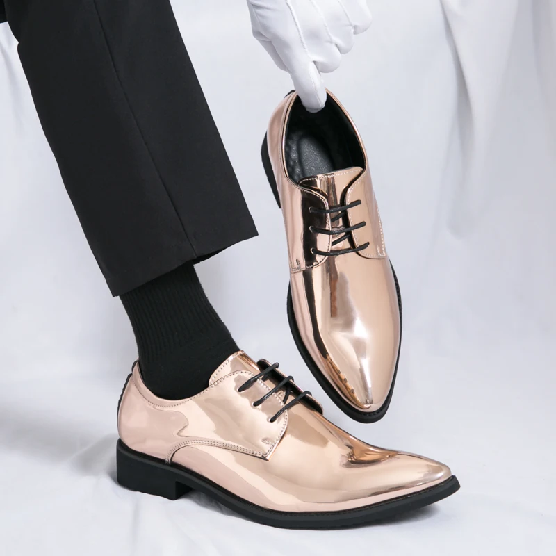 Модные тенденции, мужская обувь из искусственной кожи, повседневные оксфорды ручной работы высокого качества, уличная обувь для вечеринок, удобная мужская обувь на шнуровке 
Модные тенденции, мужская обувь из искусственной кожи, повседневные оксфорды ручной работы высокого качества, уличная обувь для вечеринок, удобная мужская обувь на шнуровке