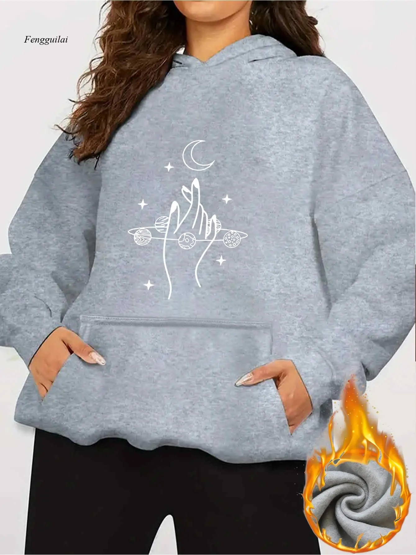 Толстовка с принтом Луны и бабочки «Звездная ночь» — уютный пуловер на флисовой подкладке с карманами, длинный рукав, повседневный спортивный стиль
Толстовка с принтом Луны и бабочки «Звездная ночь» — уютный пуловер на флисовой подкладке с карманами, длинный рукав, повседневный спортивный стиль