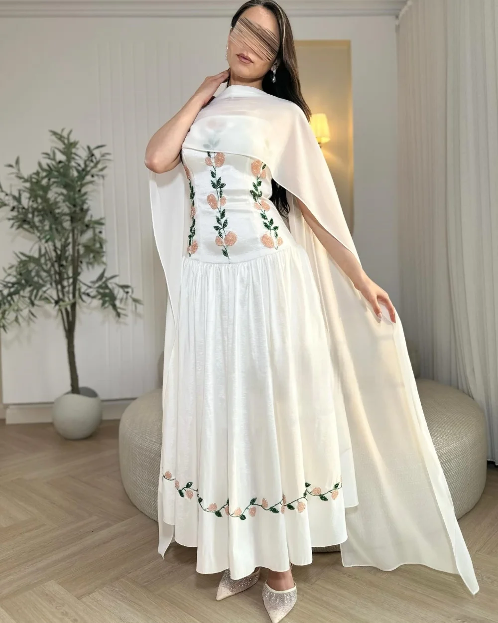 Customized Elegant Pleat Sequined Flower A-line Strapless Midi Bespoke Occasion Prom Dresses Chinese Style
Customized Elegant Pleat Sequined Flower A-line Strapless Midi Bespoke Occasion Prom Dresses Chinese Style