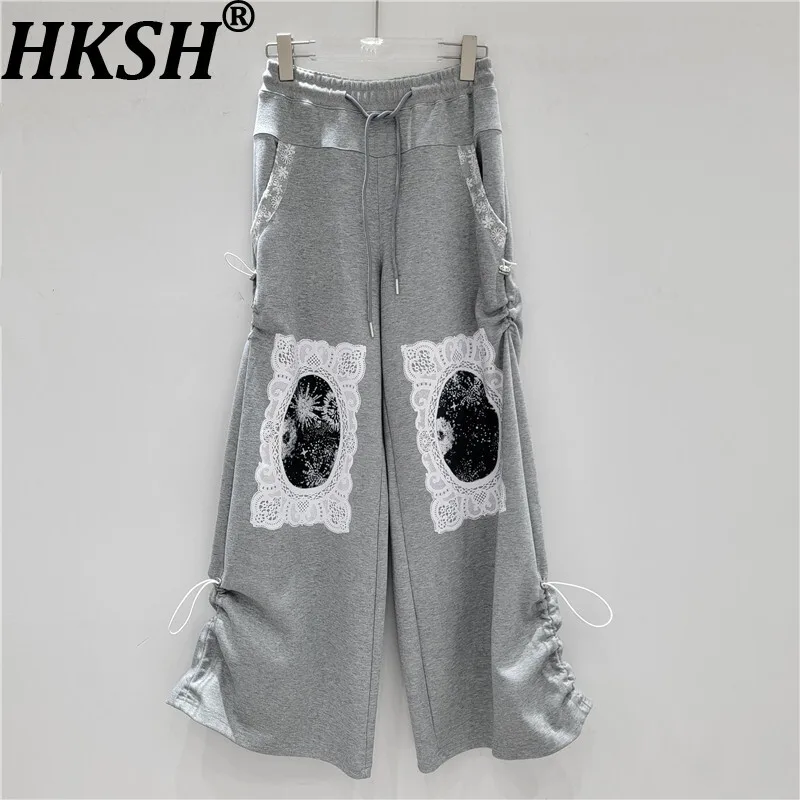 HKSH Autumn New Women Casual Pants Slim Fit Versatile Lace Patchwork Drawstring Pockets American High Street Sexy Stylish HK8196
HKSH Autumn New Women Casual Pants Slim Fit Versatile Lace Patchwork Drawstring Pockets American High Street Sexy Stylish HK8196