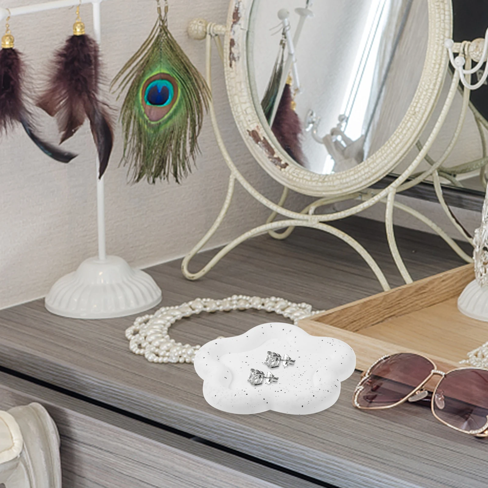 Jewelry Storage Tray Plaster Flower Shaped Small Holder Trinket Decorative Ring Dish Bedroom Earring Dish Trinket Storage Plate
Jewelry Storage Tray Plaster Flower Shaped Small Holder Trinket Decorative Ring Dish Bedroom Earring Dish Trinket Storage Plate