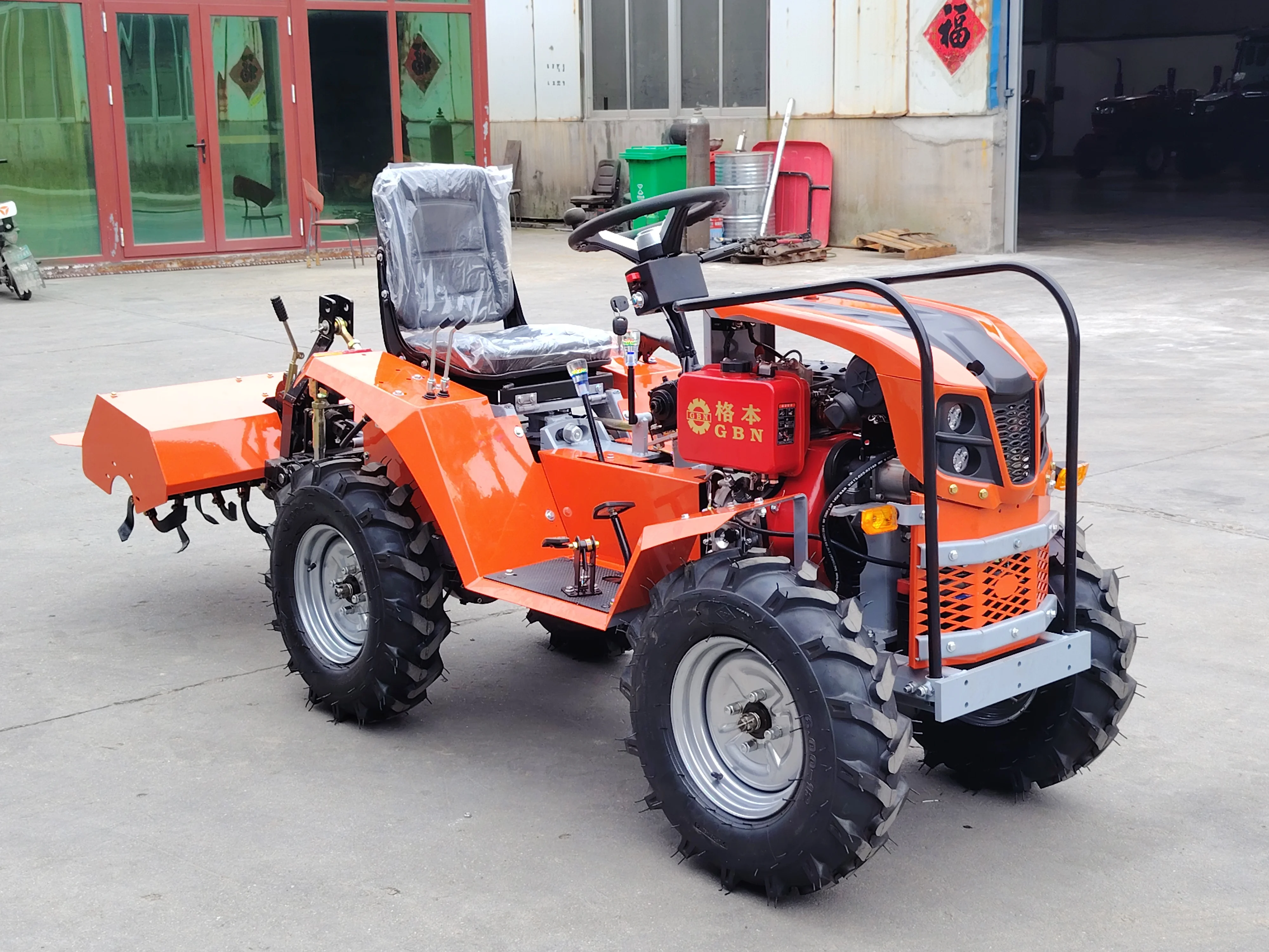 4WD Diesel Agricultural Wheel Farm Tractor with Standard PTO Shaft, Supports Multiple Attachments & Implements for Farm Orchard
4WD Diesel Agricultural Wheel Farm Tractor with Standard PTO Shaft, Supports Multiple Attachments & Implements for Farm Orchard