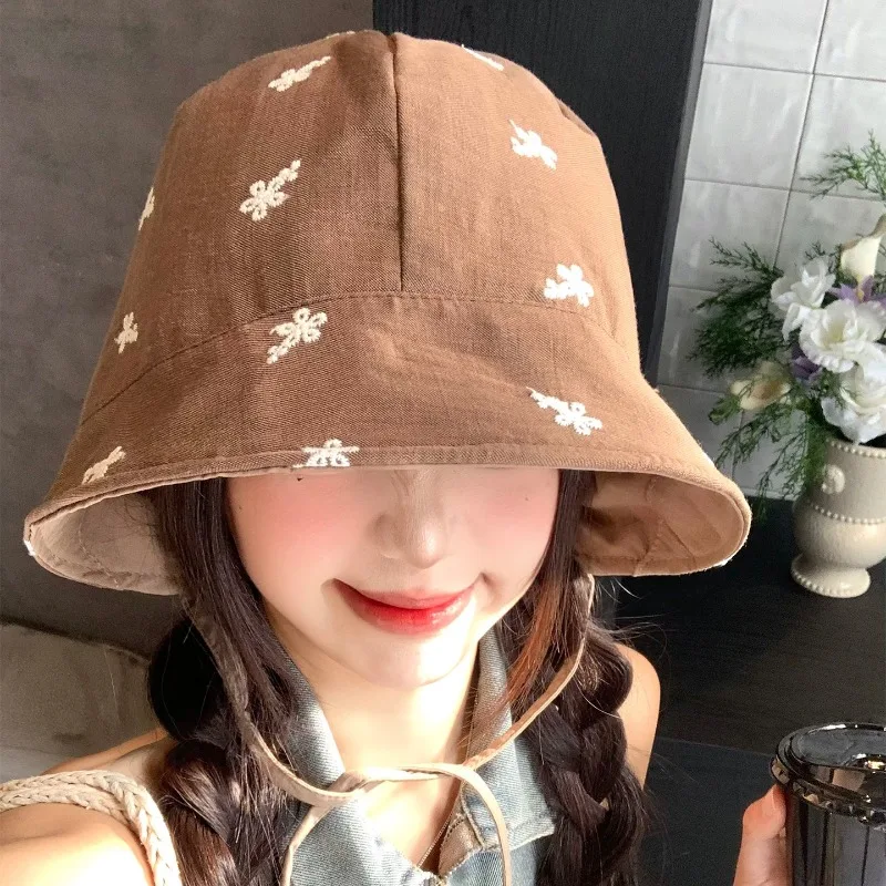 Korean Reversible Flower Embroidered Bucket Hat for Spring and Summer Vacations Wide Brim Tie-up Sun Caps for Women‘s Cap
Korean Reversible Flower Embroidered Bucket Hat for Spring and Summer Vacations Wide Brim Tie-up Sun Caps for Women‘s Cap