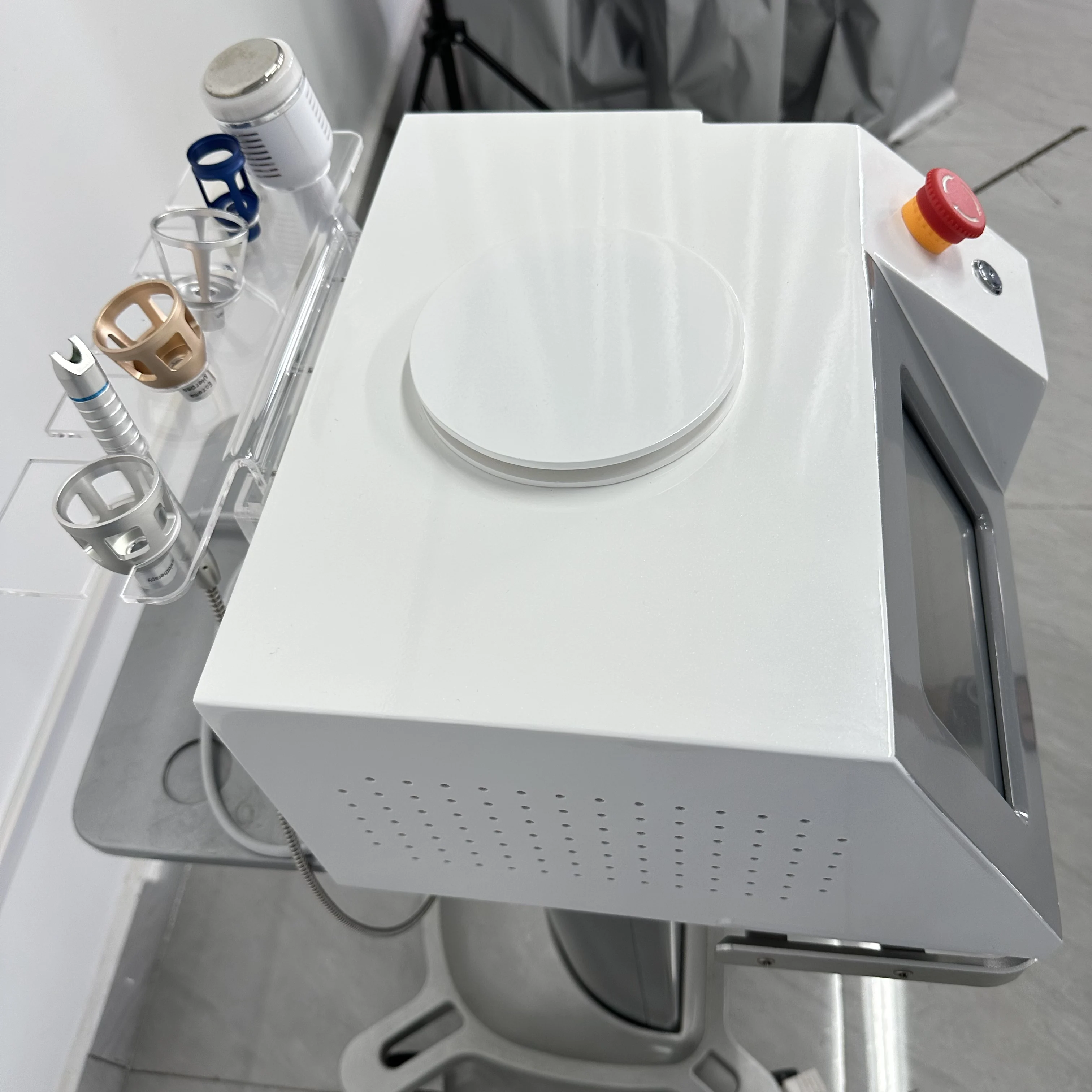 6 in 1 980nm Diode Laser Blood Vessels Removal Nail Fungus 980 Diode Laser Vascular Removal Machine Remove Spider Veins
6 in 1 980nm Diode Laser Blood Vessels Removal Nail Fungus 980 Diode Laser Vascular Removal Machine Remove Spider Veins