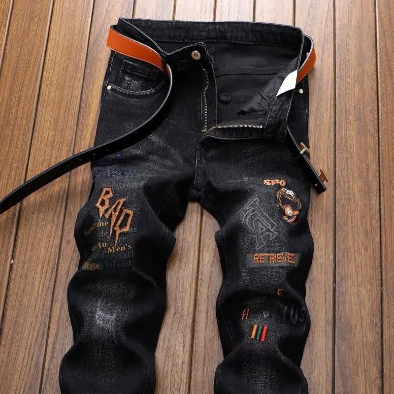 Harajuku Fashion 2025 New Arrival Men's Slim Fit Casual Jeans Spring Autumn Pencil Pants Embroidery Luxury Korean Style Clothes
Harajuku Fashion 2025 New Arrival Men's Slim Fit Casual Jeans Spring Autumn Pencil Pants Embroidery Luxury Korean Style Clothes
