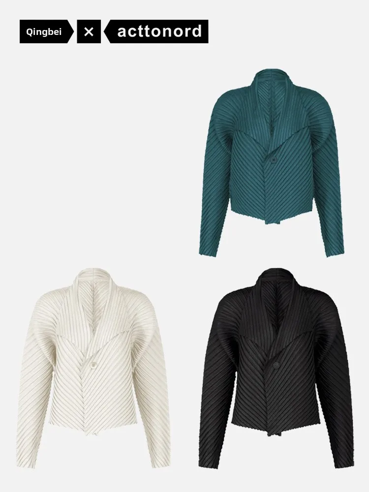 Pleated Long Sleeve Short Jacket Women's Loose Fit Style Casual Fashion Polyester Fiber Flip Collar Top
Pleated Long Sleeve Short Jacket Women's Loose Fit Style Casual Fashion Polyester Fiber Flip Collar Top