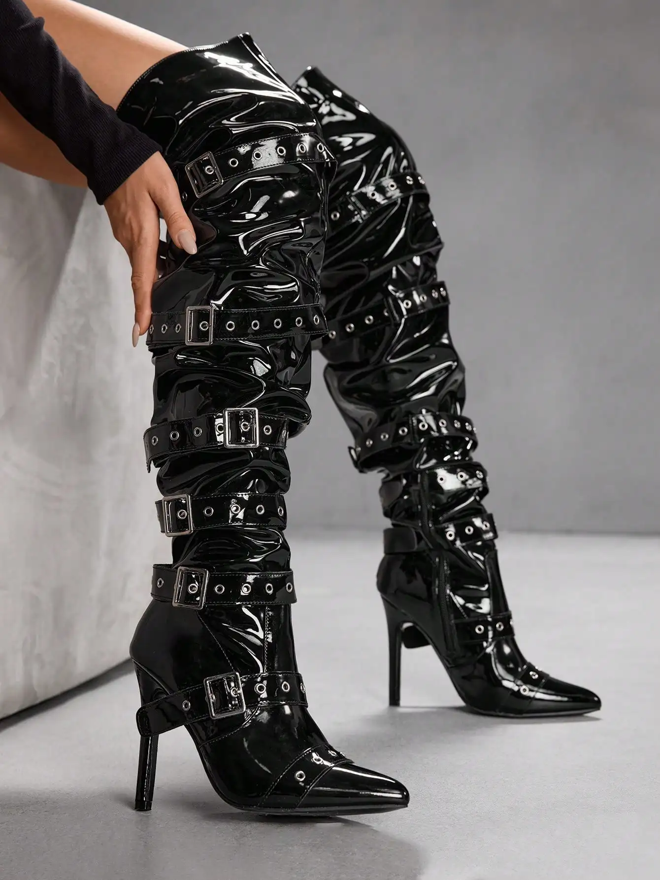 CUCCOO SZL Women's Sexy Black PU Leather Over-The-Knee Boots With Buckle, Side Zipper, Pleated Design, Suitable For Party, Pole Dancing, Dance, Autumn/Winter For Christmas Spring Shoes
CUCCOO SZL Women's Sexy Black PU Leather Over-The-Knee Boots With Buckle, Side Zipper, Pleated Design, Suitable For Party, Pole Dancing, Dance, Autumn/Winter For Christmas Spring Shoes