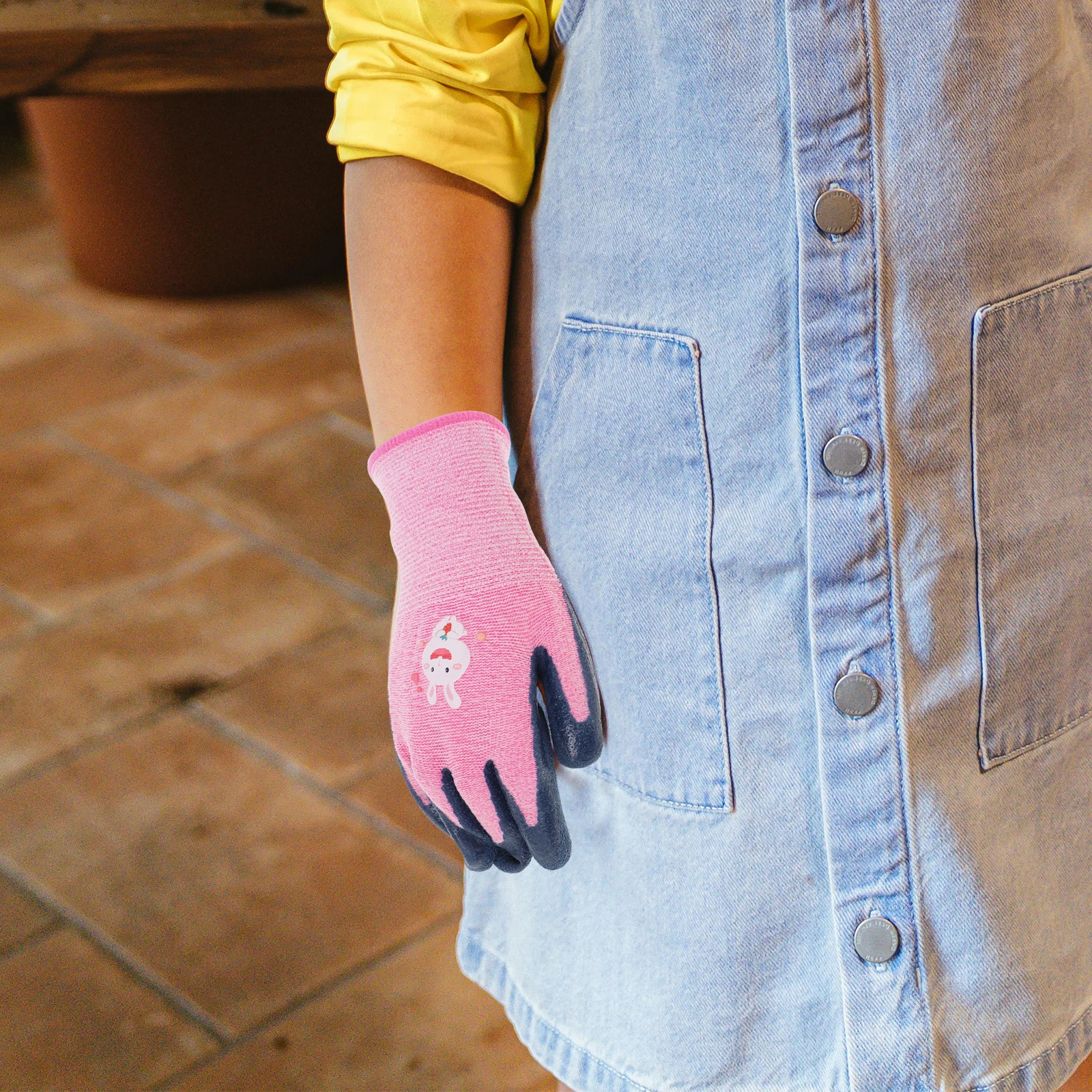 Anti-slip Wear-resistant Gloves Kids Pink Boys Fishing Gardening Hiking Landscaping Cleaning Outdoor Activities
Anti-slip Wear-resistant Gloves Kids Pink Boys Fishing Gardening Hiking Landscaping Cleaning Outdoor Activities