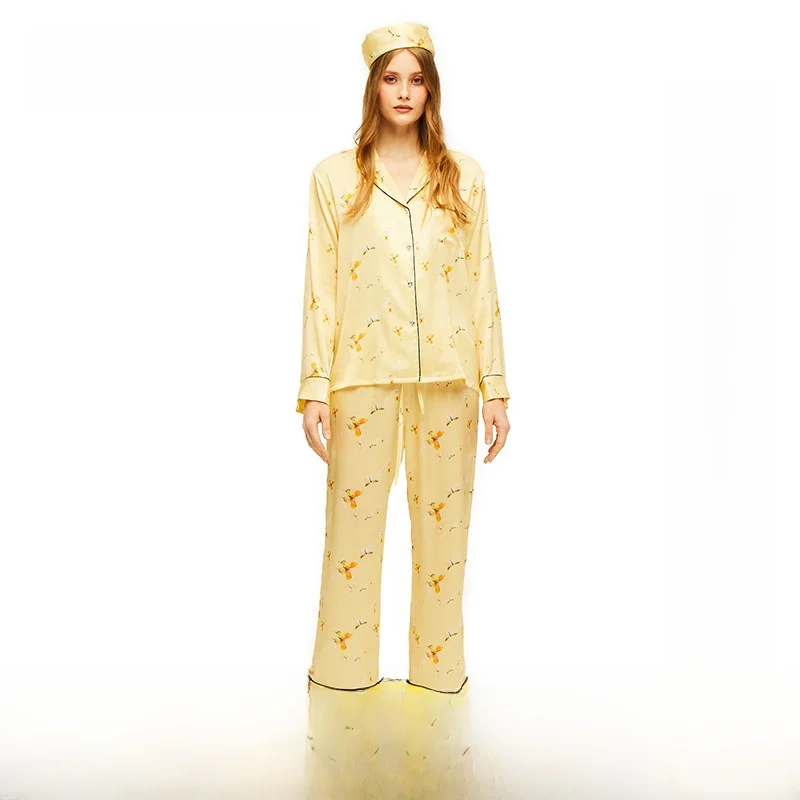 NanaJacqueline Original Design Print Silk Sleepwear Set Comfortable Soft Women's Home Clothes Spring Collection
NanaJacqueline Original Design Print Silk Sleepwear Set Comfortable Soft Women's Home Clothes Spring Collection