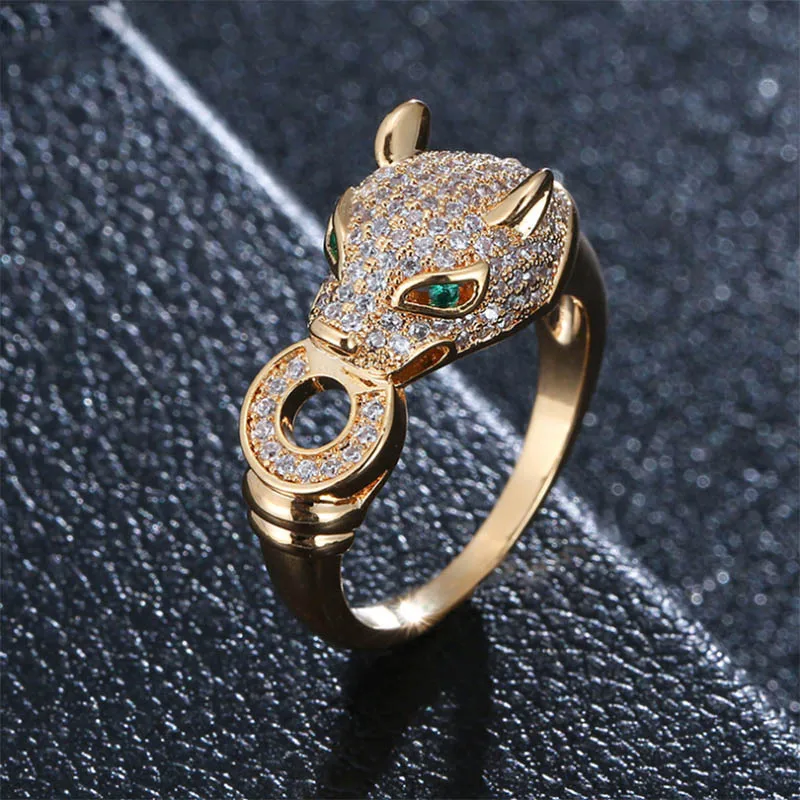 Green-Eyed Leopard Titanium Steel Ring European American Fashion Retro Design Micro-Inlaid Zircon Luxury Accessory
Green-Eyed Leopard Titanium Steel Ring European American Fashion Retro Design Micro-Inlaid Zircon Luxury Accessory