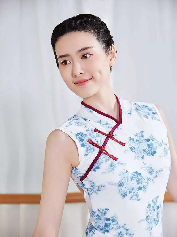 Ballet Practice Costume, Chinese Dance Style, Blue And White Porcelain Dance Costume, Female Adult Performance Ballet Jumpsuit,
Ballet Practice Costume, Chinese Dance Style, Blue And White Porcelain Dance Costume, Female Adult Performance Ballet Jumpsuit,