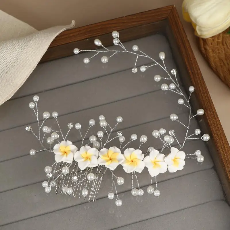 1Pcs Headband Simple Handmade Pearl Floral Soft Clay Flower Hair Comb For Bridal Studio Makeup Wedding Accessories
1Pcs Headband Simple Handmade Pearl Floral Soft Clay Flower Hair Comb For Bridal Studio Makeup Wedding Accessories