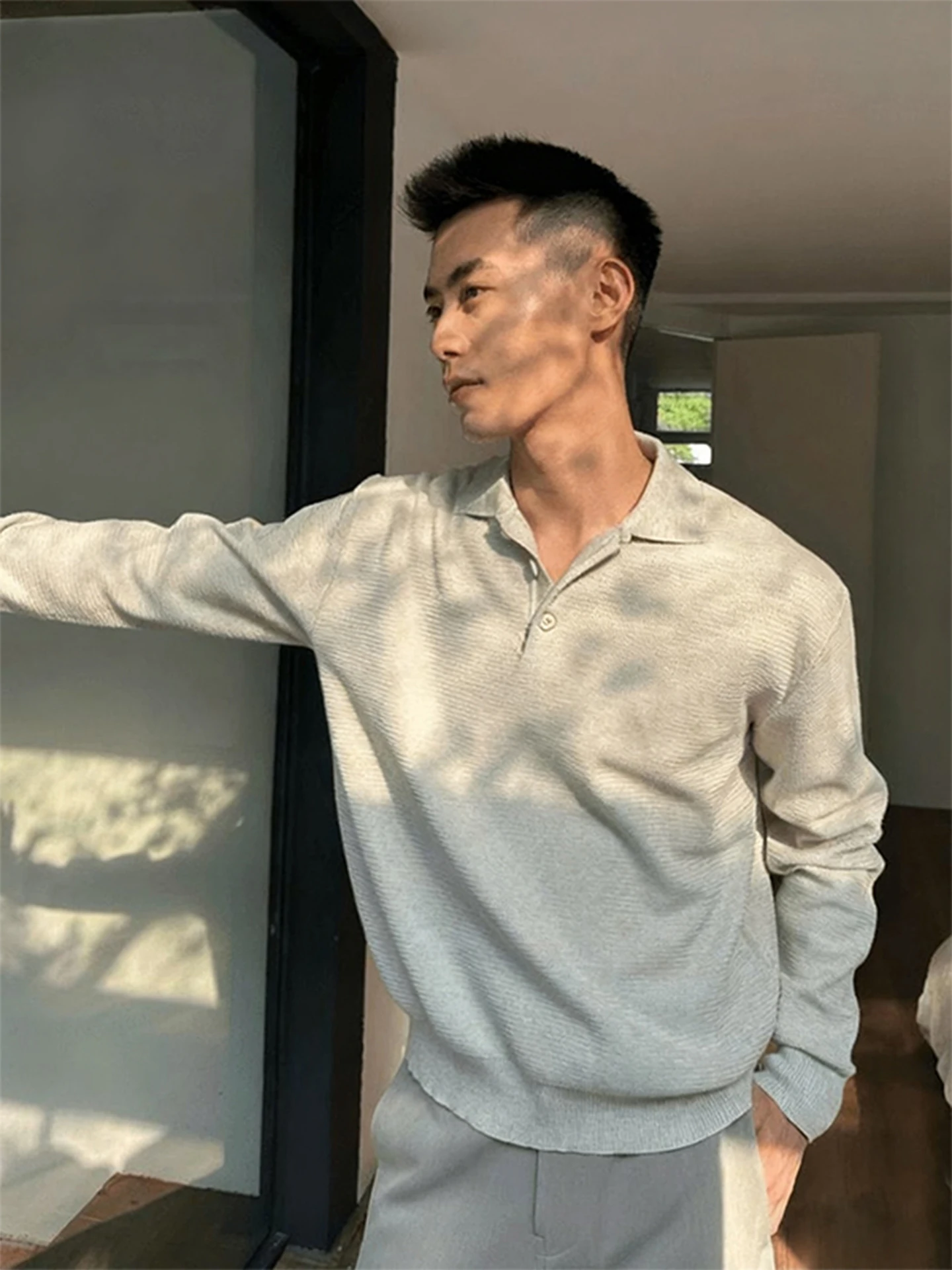 Мужской вязаный свитер Cleanfit с длинным рукавом, осенний, свободного кроя, базовый слой, цвет абрикосовый, на пуговицах
Мужской вязаный свитер Cleanfit с длинным рукавом, осенний, свободного кроя, базовый слой, цвет абрикосовый, на пуговицах