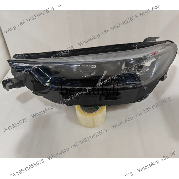 Фара в сборе со светодиодными дневными ходовыми огнями
Фара в сборе со светодиодными дневными ходовыми огнями