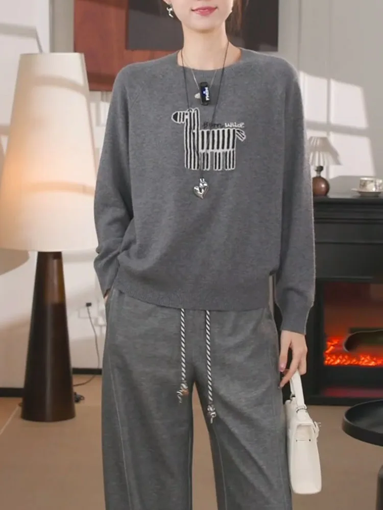 Корейский модный универсальный осенний трикотажный джемпер с круглым вырезом, новинка, большие размеры, женский теплый топ с длинным рукавом
Корейский модный универсальный осенний трикотажный джемпер с круглым вырезом, новинка, большие размеры, женский теплый топ с длинным рукавом