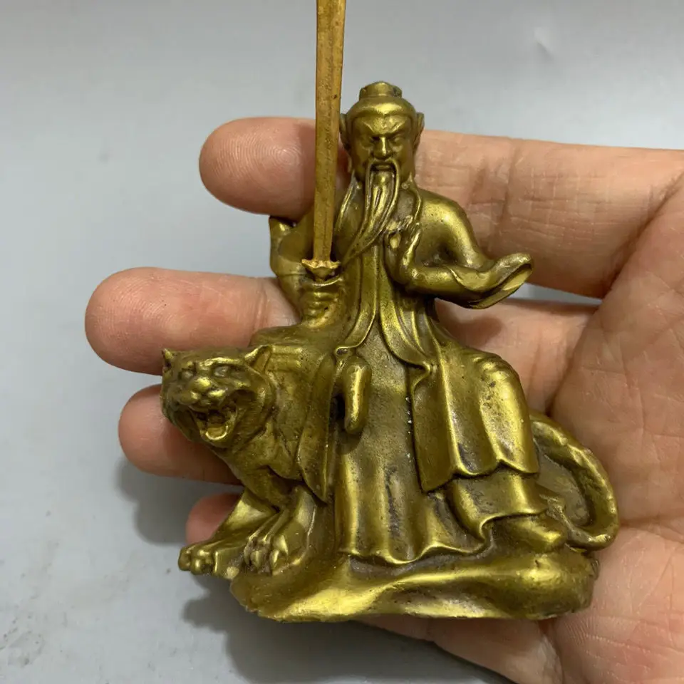 Tiger Riding Zhang Zhang Ancestor Figure Buddha Ornament Home Decoration Crafts Bronze Statue Figure Sculpture
Tiger Riding Zhang Zhang Ancestor Figure Buddha Ornament Home Decoration Crafts Bronze Statue Figure Sculpture