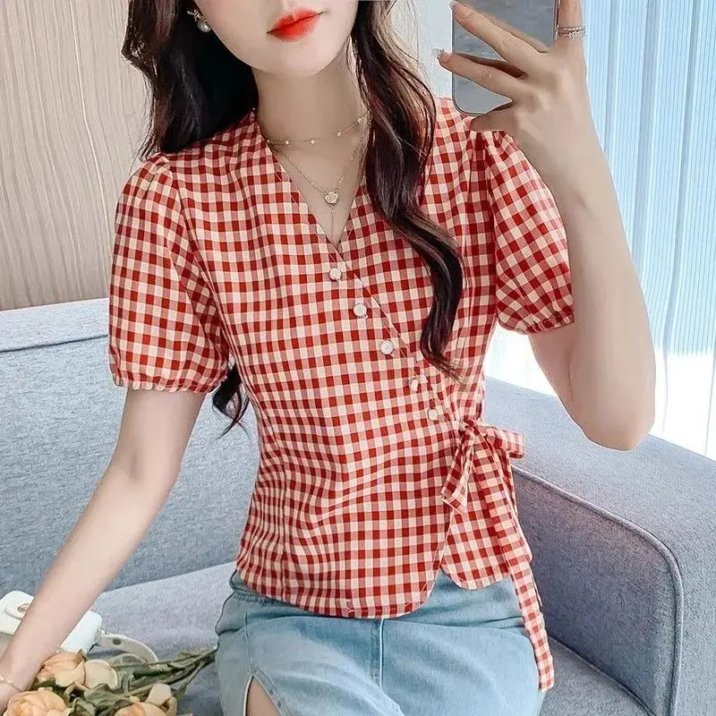 Women Summer Fashion Trend Lacing V-neck Short Sleeve Simplicity Plaid Shirts Ladies Office Lady Sweet All-match Casual Tops
Women Summer Fashion Trend Lacing V-neck Short Sleeve Simplicity Plaid Shirts Ladies Office Lady Sweet All-match Casual Tops
