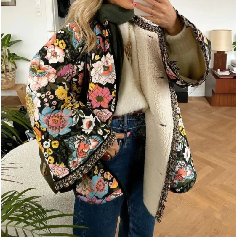 2025 Autumn and Winter New Lace Horn Sleeve Cotton Coat Printing
2025 Autumn and Winter New Lace Horn Sleeve Cotton Coat Printing