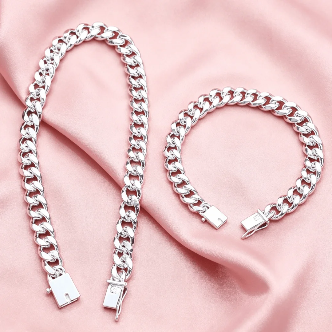 Original designer 925 sterling silver Lucky 10MM Figaro chain domineering men's necklace bracelet fashion Affordable jewelry set
Original designer 925 sterling silver Lucky 10MM Figaro chain domineering men's necklace bracelet fashion Affordable jewelry set
