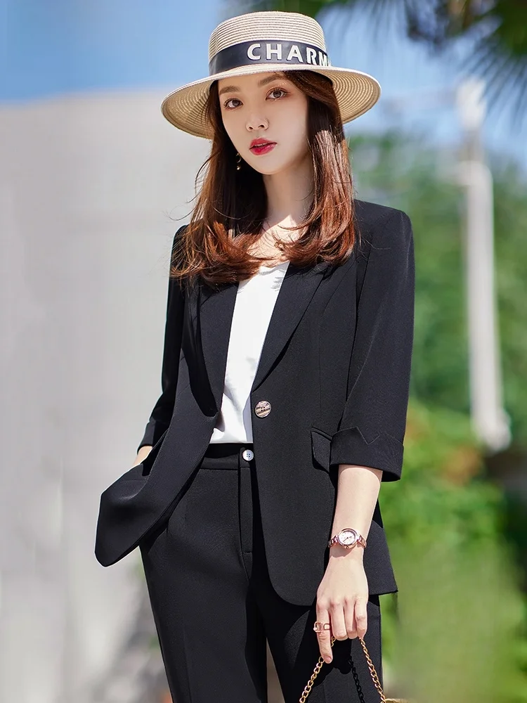 Black Casual Lightweight Summer Suit Jacket for Women Three-Quarter Sleeve Professional Career Spring Autumn Short Size
Black Casual Lightweight Summer Suit Jacket for Women Three-Quarter Sleeve Professional Career Spring Autumn Short Size