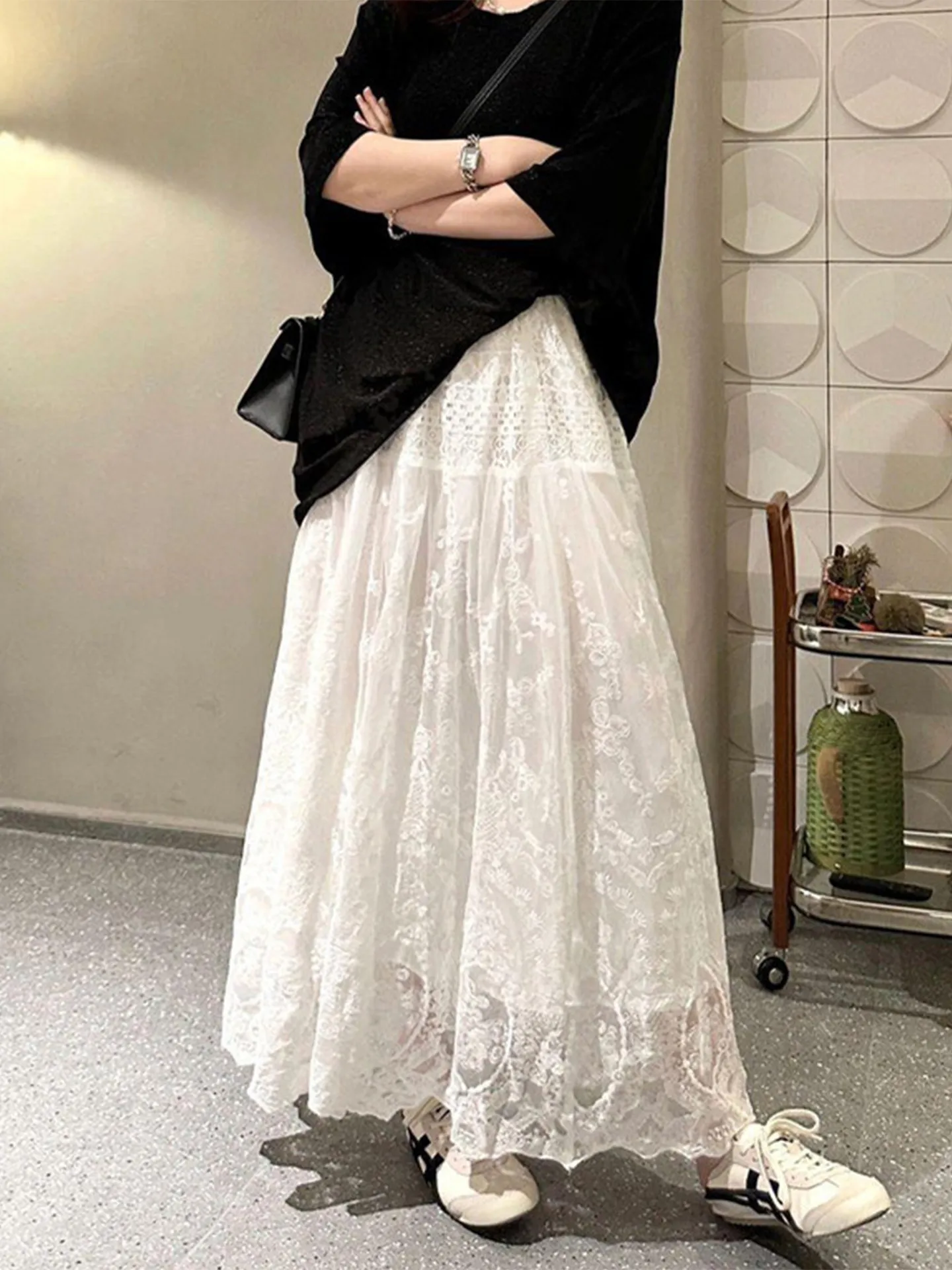 plus Size Women's White Lace Embroidery A-Line Skirt High Waist Slimming Summer Long Skirt Casual Commute Style Loose Fit
plus Size Women's White Lace Embroidery A-Line Skirt High Waist Slimming Summer Long Skirt Casual Commute Style Loose Fit