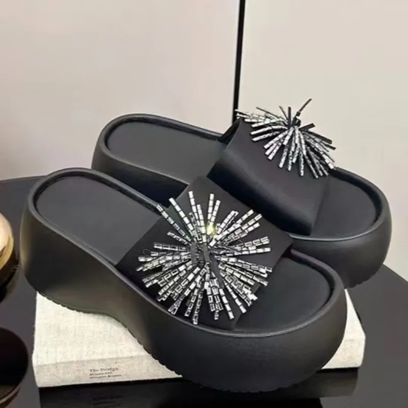 Thick Sole Sandals for Women Home Platform Slippers EVA Non Slip Beach Sandals Summer Lady Slides Soft Sole Wedge Heel Slipper
Thick Sole Sandals for Women Home Platform Slippers EVA Non Slip Beach Sandals Summer Lady Slides Soft Sole Wedge Heel Slipper
