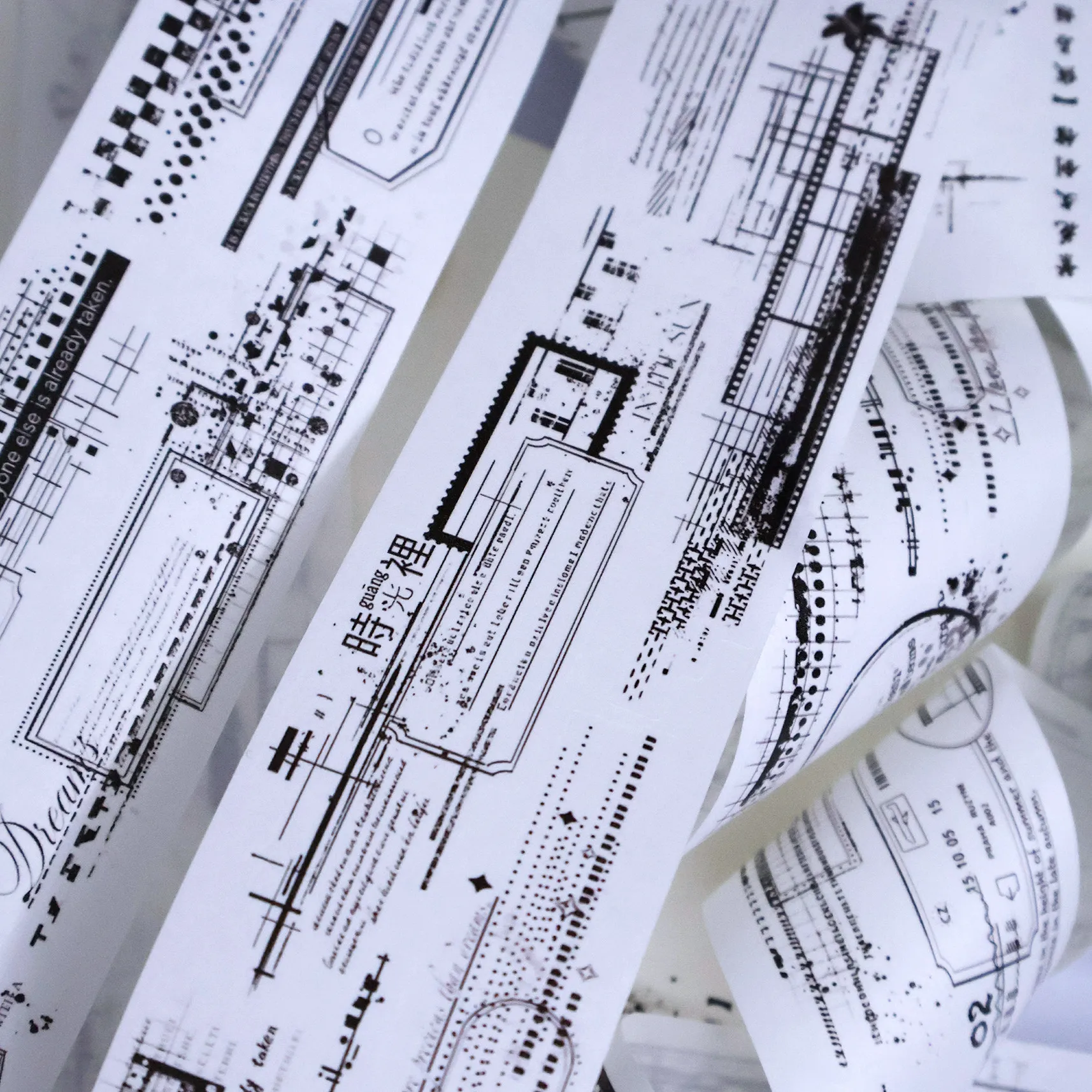 【Line and Frame】Light Retro Line Base Material Washi Journal PET Stickers Die Cut
【Line and Frame】Light Retro Line Base Material Washi Journal PET Stickers Die Cut