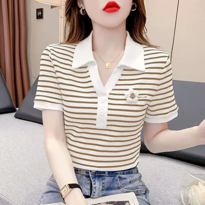 Women's Clothing Turn-down Collar Tie Flowers Striped Button Pullover Short Sleeve Contrast Color T-shirt Summer Korean Tops
Women's Clothing Turn-down Collar Tie Flowers Striped Button Pullover Short Sleeve Contrast Color T-shirt Summer Korean Tops