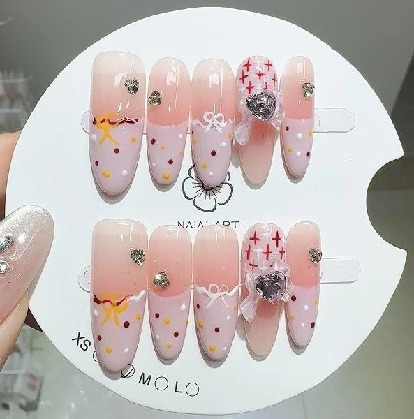 10PCS Sweet Pink Long Oval Handmade Press on Nails with Bowknot Polka Dots Pattern Heart Diamonds Fake Nail Wearable French Nail
10PCS Sweet Pink Long Oval Handmade Press on Nails with Bowknot Polka Dots Pattern Heart Diamonds Fake Nail Wearable French Nail
