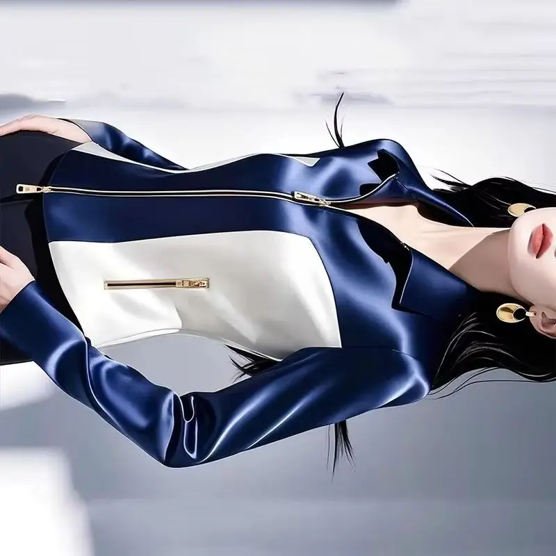 Контрастная атласная куртка женская, ранняя весна-осень 202, новое высококачественное пальто на молнии в западном стиле, женские повседневные женские топы 
Контрастная атласная куртка женская, ранняя весна-осень 202, новое высококачественное пальто на молнии в западном стиле, женские повседневные женские топы