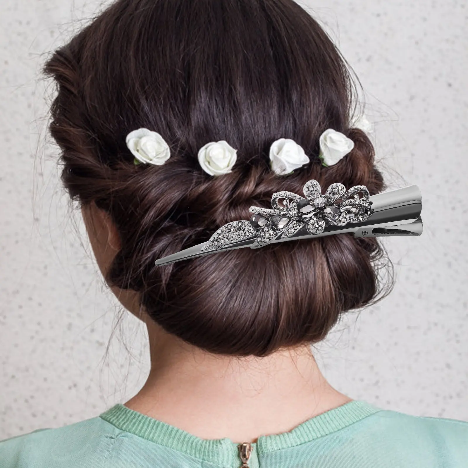 Винтажная металлическая заколка-уточка со стразами, декоративный аксессуар для волос для женщин, элегантная модная прическа для банкета
Винтажная металлическая заколка-уточка со стразами, декоративный аксессуар для волос для женщин, элегантная модная прическа для банкета