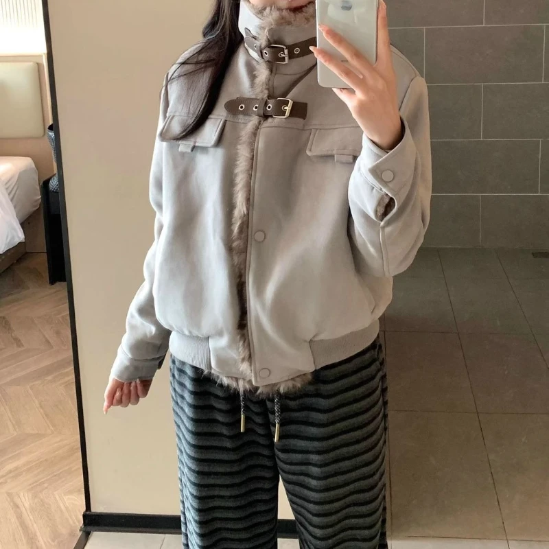 Винтажная куртка-локомотив с воротником-стойкой, зимняя бархатная утолщенная короткая женская куртка на хлопковой подкладке
Винтажная куртка-локомотив с воротником-стойкой, зимняя бархатная утолщенная короткая женская куртка на хлопковой подкладке