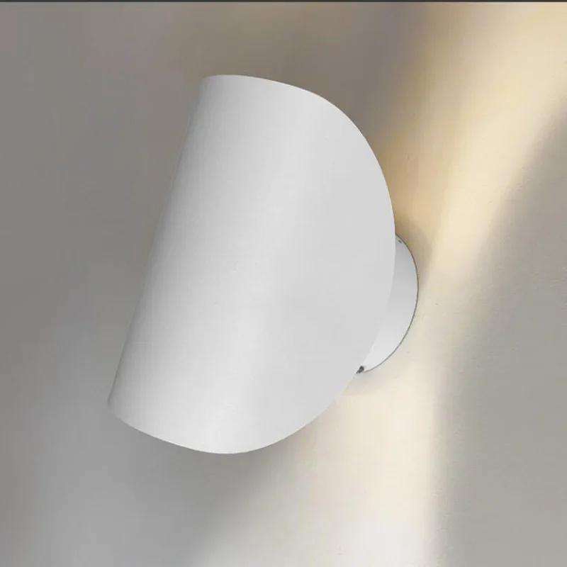 Simple LED Wall Lamp Bedroom Bedside Interior LED Wall Lights Living Room Corridor Aisle Background Indoor Decoratio Lamps
Simple LED Wall Lamp Bedroom Bedside Interior LED Wall Lights Living Room Corridor Aisle Background Indoor Decoratio Lamps
