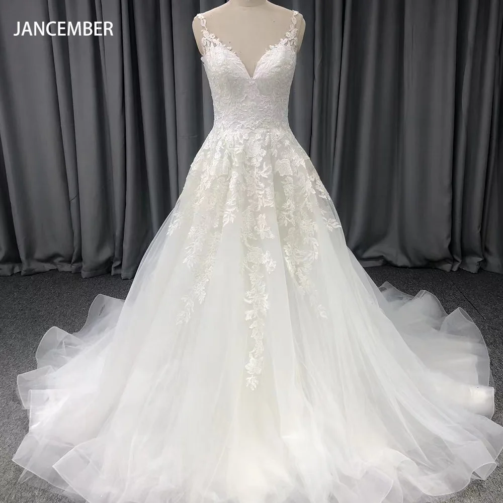Spaghetti Strap V Neck Wedding Dress Wedding Gown A-line Sexy Bridal Dress Custom Size Charming Bridal Gown vestido de novia
Spaghetti Strap V Neck Wedding Dress Wedding Gown A-line Sexy Bridal Dress Custom Size Charming Bridal Gown vestido de novia