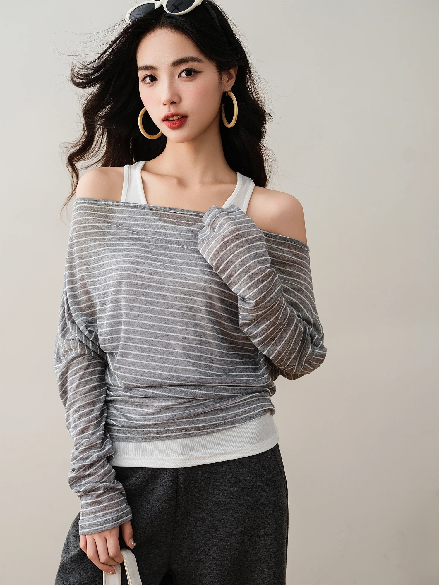 Ele RONRON Silk Stripe Cover irt Vest Two-Piece Set Slimming Top Casual Sle Long Sve Women's T-irt for Autumn
Ele RONRON Silk Stripe Cover irt Vest Two-Piece Set Slimming Top Casual Sle Long Sve Women's T-irt for Autumn