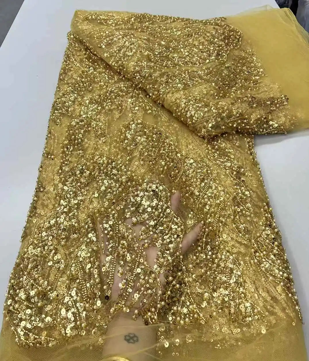 Hot Sale New Design 2025 High Quality African Tulle Lace Fabric Beaded Net Lace With Sequins For Women Wedding Or Party Dresses
Hot Sale New Design 2025 High Quality African Tulle Lace Fabric Beaded Net Lace With Sequins For Women Wedding Or Party Dresses