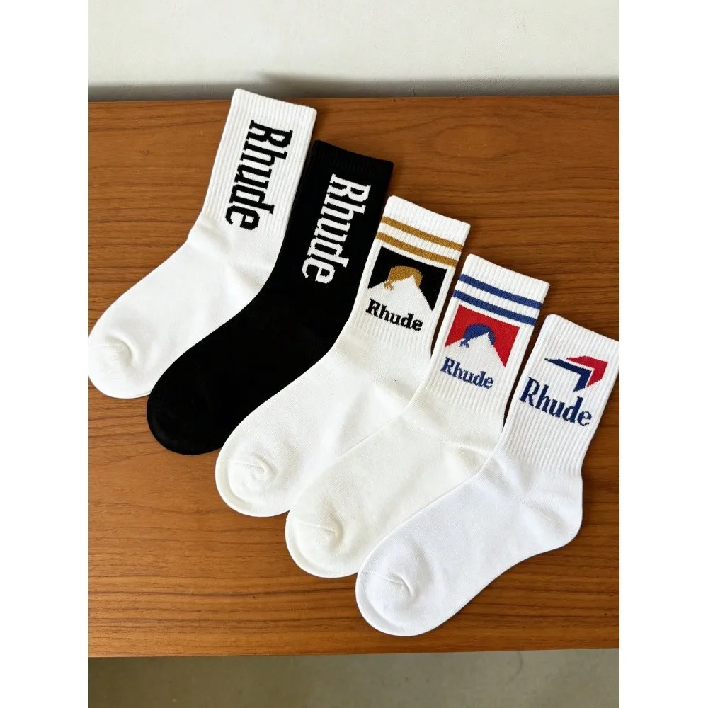 5 Pairs Men's Minimalist Letter Print Sports Mid-Calf Socks, Multi-Functional Design Suitable For Running, Basketball, Football And Other Sports, All Seasons
5 Pairs Men's Minimalist Letter Print Sports Mid-Calf Socks, Multi-Functional Design Suitable For Running, Basketball, Football And Other Sports, All Seasons