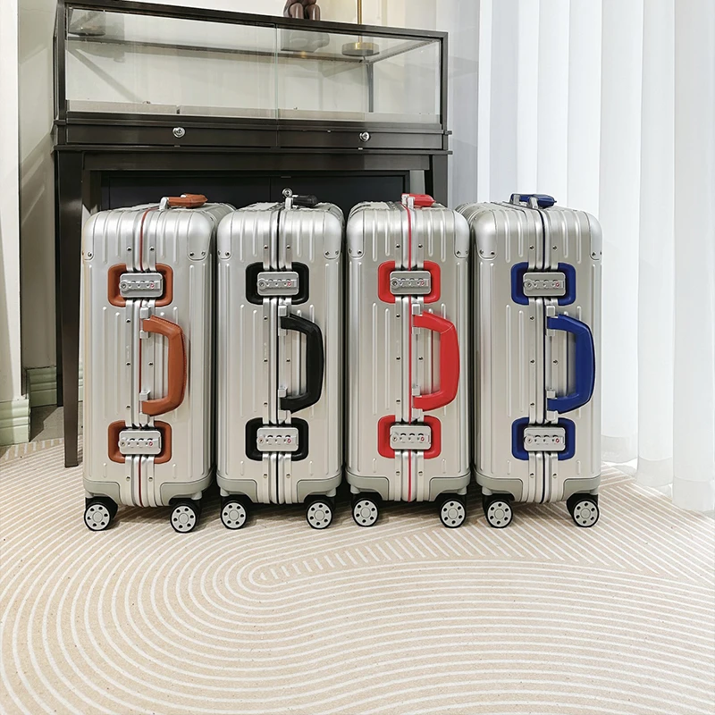 RMW Унисекс Металлический Чемодан Универсальный Дизайн Прочный Чемодан для Мужчин И Женщин
RMW Унисекс Металлический Чемодан Универсальный Дизайн Прочный Чемодан для Мужчин И Женщин