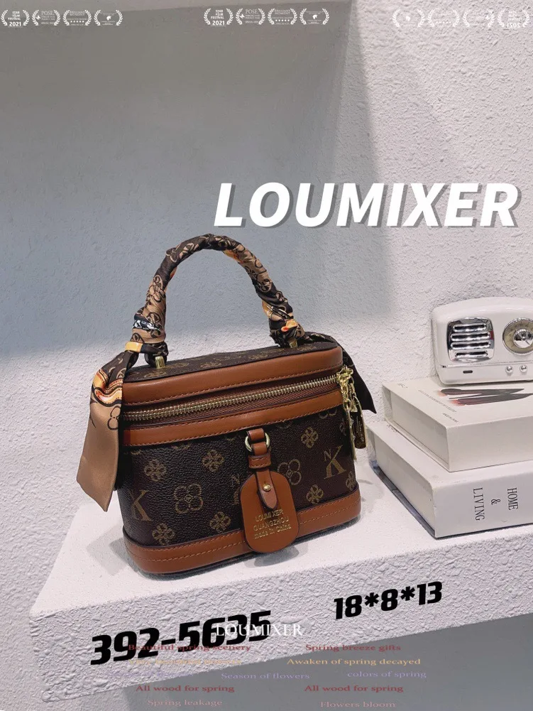 Minimalist Stylish Diaper Bags For Women Simple Luxury Leather Crossbody Bag Vintage Designer Elegant Commuter
Minimalist Stylish Diaper Bags For Women Simple Luxury Leather Crossbody Bag Vintage Designer Elegant Commuter