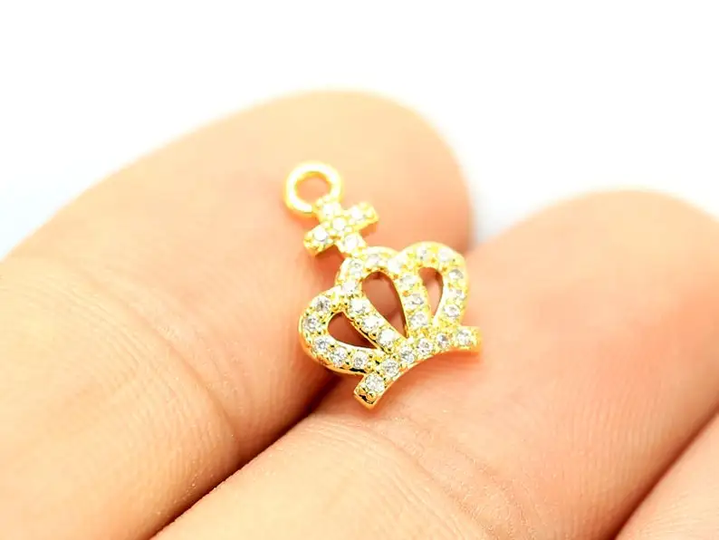 10pcs CZ pave Gold Crown Charm, Dainty Earring Charms, Real Gold Plated, Earring Charms, Bracelet Pendant, Jewelry Making G070
10pcs CZ pave Gold Crown Charm, Dainty Earring Charms, Real Gold Plated, Earring Charms, Bracelet Pendant, Jewelry Making G070