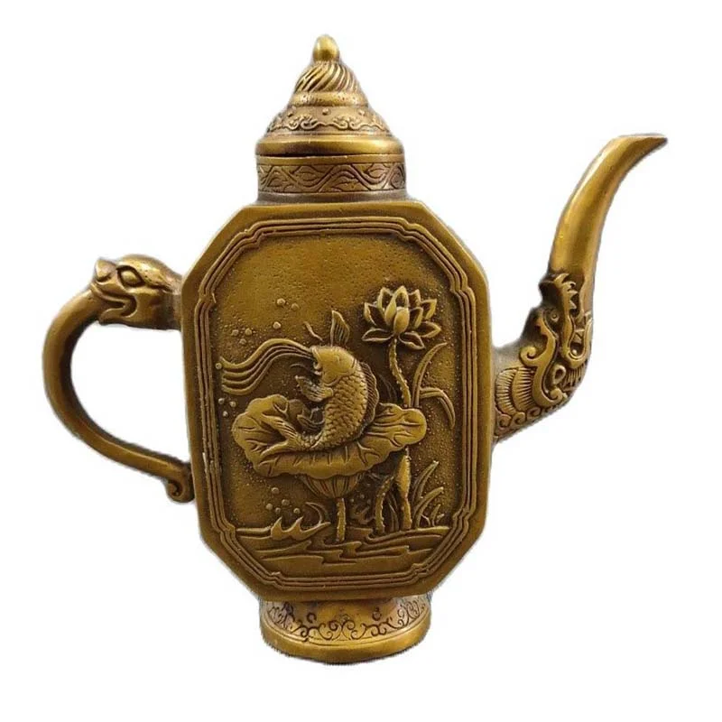 Chinese traditional style antique pure copper Gilding carving lotus flower Fish dragon shape crafts teapot Wine Pot statue 620g
Chinese traditional style antique pure copper Gilding carving lotus flower Fish dragon shape crafts teapot Wine Pot statue 620g