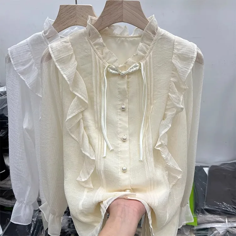 Fashionable Anti-Aging Lace Trim Chiffon Shirt Women's Spring New Thin Long Sleeve Retro Button Slimming Top High Waist Design
Fashionable Anti-Aging Lace Trim Chiffon Shirt Women's Spring New Thin Long Sleeve Retro Button Slimming Top High Waist Design