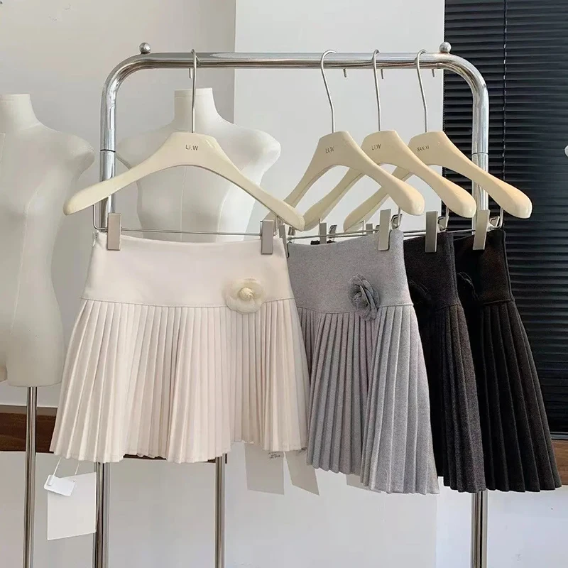 Новая женская юбка из искусственной шерсти с 3D-цветочным узором, в стиле Y2K, с высокой талией, пэчворк, плиссированная, в корейском стиле, милый преппи, универсальная, из смесовой ткани, мини-юбка
Новая женская юбка из искусственной шерсти с 3D-цветочным узором, в стиле Y2K, с высокой талией, пэчворк, плиссированная, в корейском стиле, милый преппи, универсальная, из смесовой ткани, мини-юбка