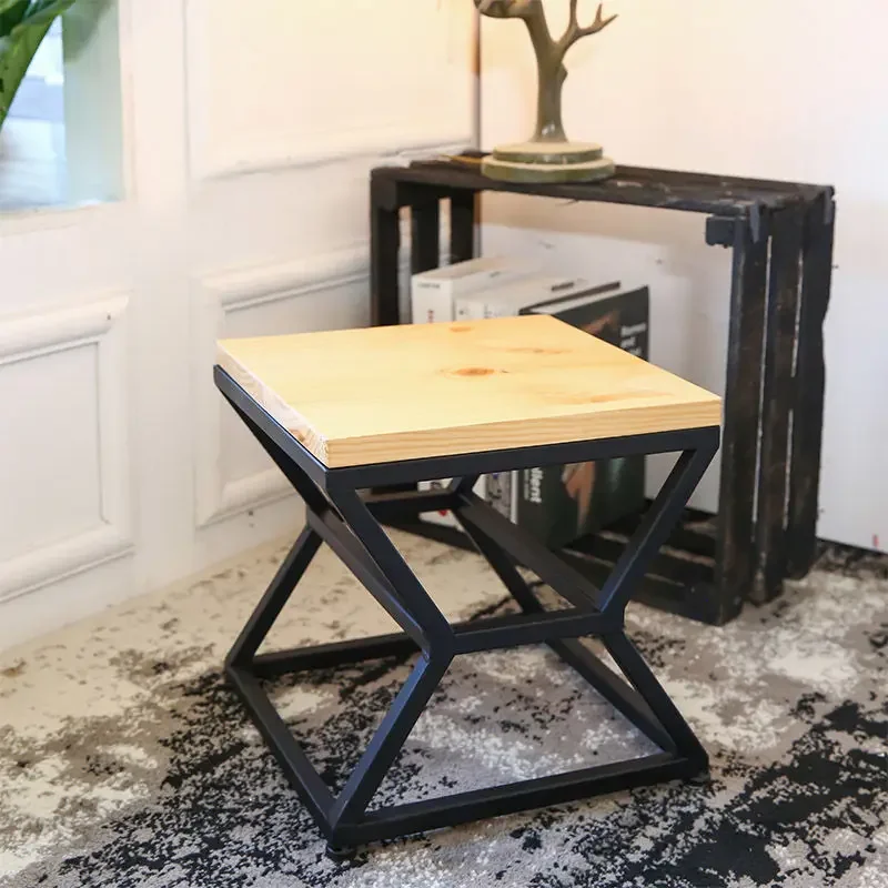 Simple Modern Square Stool Leisure Low Stool Home Children's Desk Square Wrought Iron Solid Wood Stool Retro Small Apartment
Simple Modern Square Stool Leisure Low Stool Home Children's Desk Square Wrought Iron Solid Wood Stool Retro Small Apartment