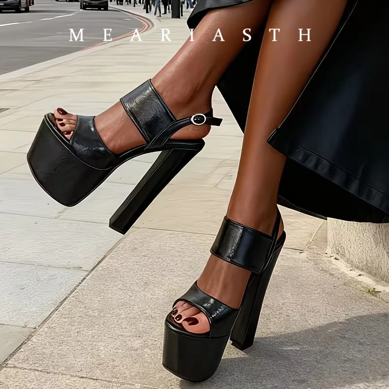 Plus Size 45 Fashion black sofe leather Platform Open Toe Buckle Strap Women Sandals Summer Extreme Square 16cm High Heels Shoes
Plus Size 45 Fashion black sofe leather Platform Open Toe Buckle Strap Women Sandals Summer Extreme Square 16cm High Heels Shoes