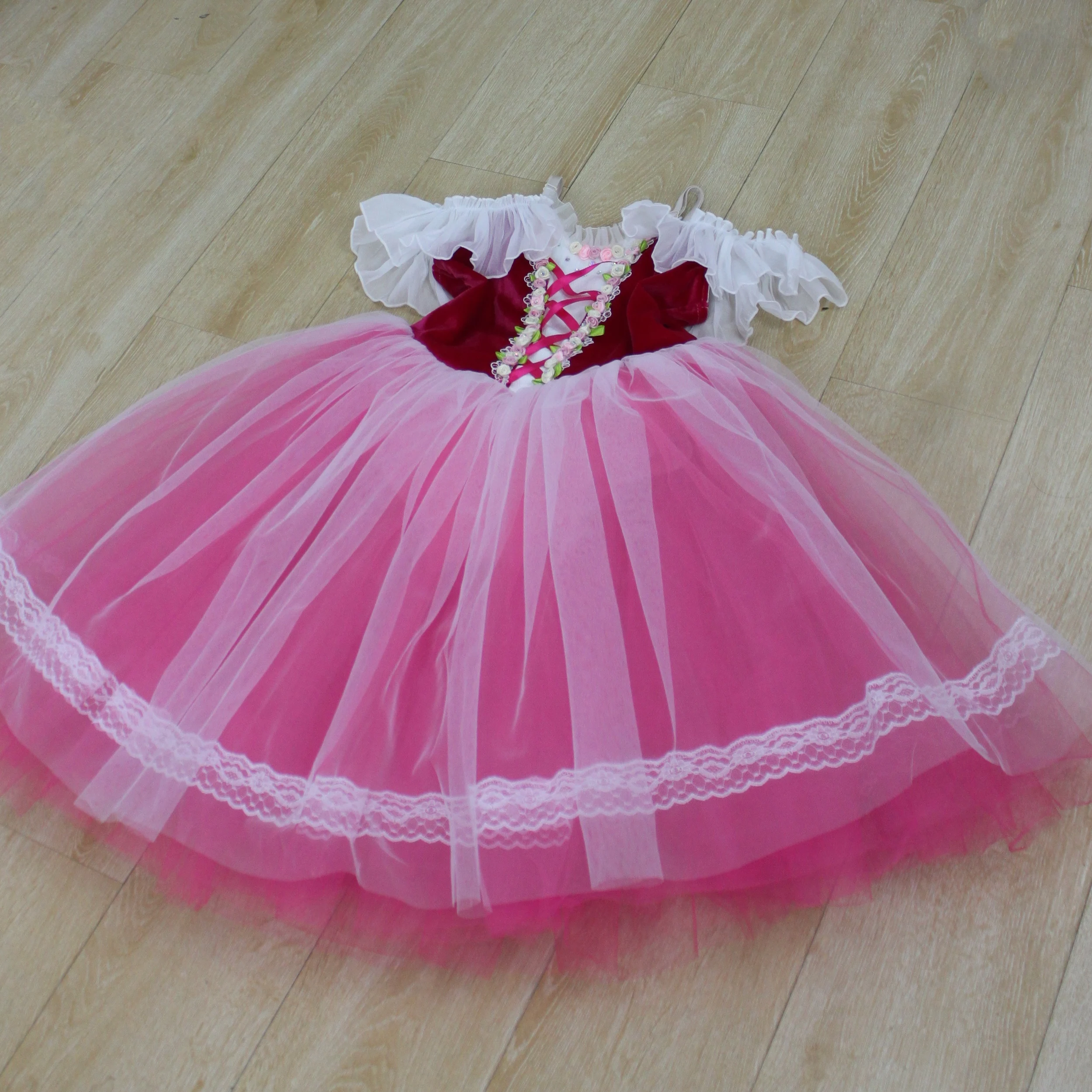 Adults Women Rose Red Ballet Skirt Girls Long Ballet Dress Kids Child Ballerina Dress Performance Swan Party Wear Dance Costume
Adults Women Rose Red Ballet Skirt Girls Long Ballet Dress Kids Child Ballerina Dress Performance Swan Party Wear Dance Costume