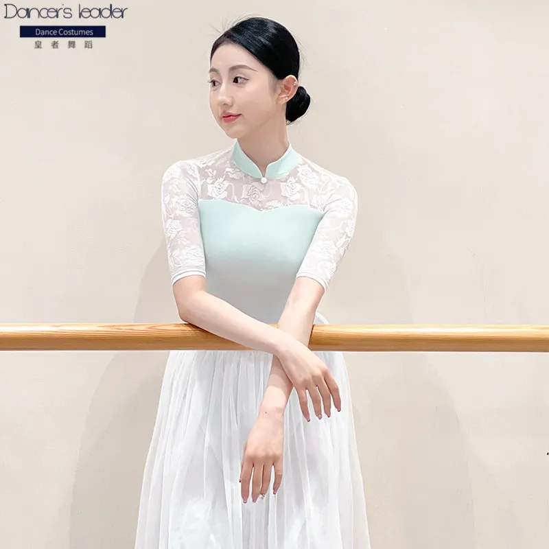 Ballet Leotard for High-necked Long-sleeved Rose Embroidery Women's Gymnastics Yoga Style Body Clothes Performance Clothing
Ballet Leotard for High-necked Long-sleeved Rose Embroidery Women's Gymnastics Yoga Style Body Clothes Performance Clothing
